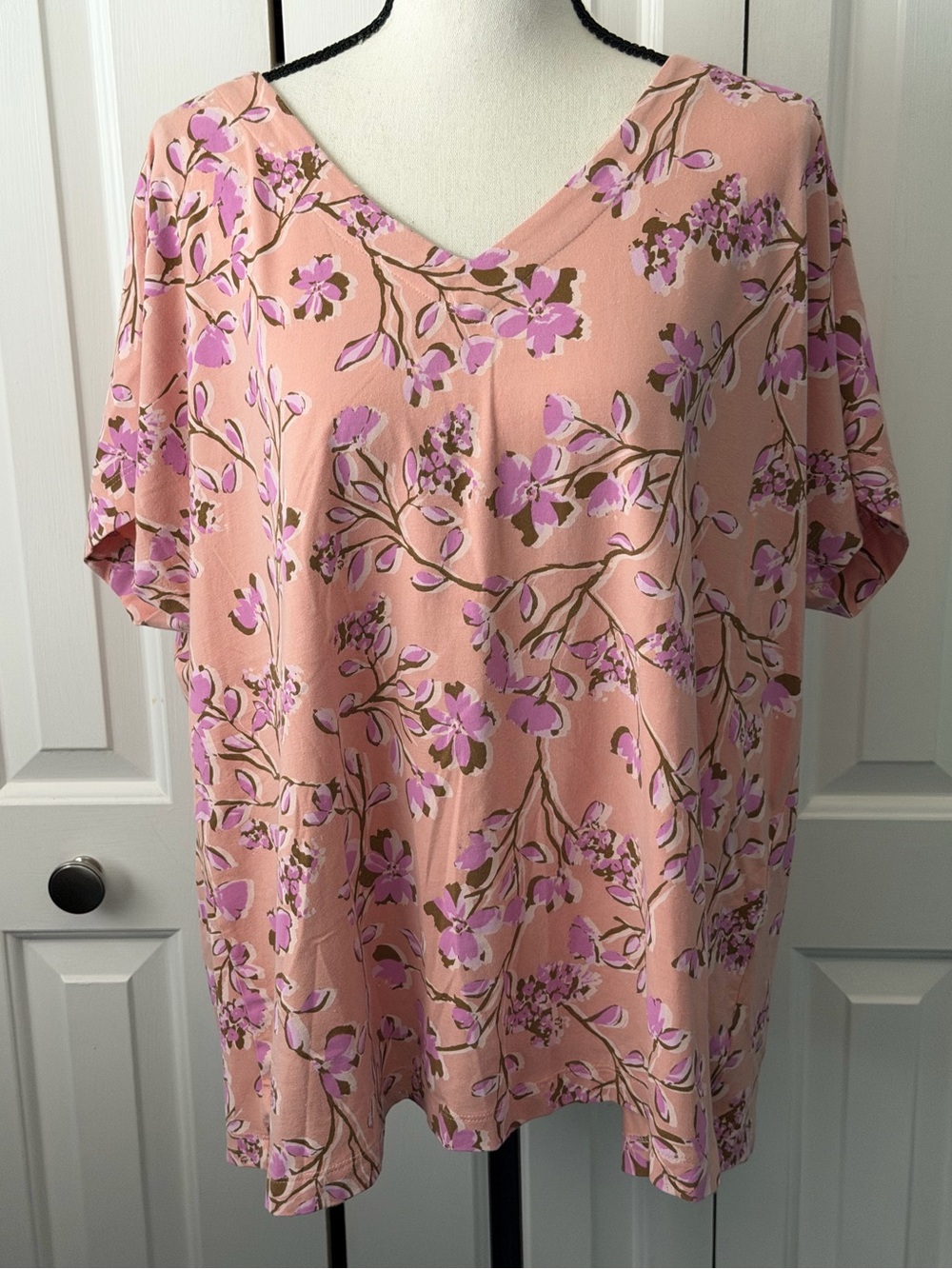 Women's Peach Floral V-Neck Top. Designed by J.Jill. Like New Condition